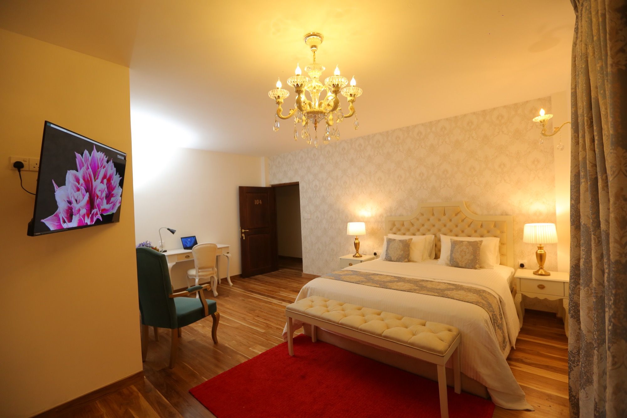 Royal Suite
